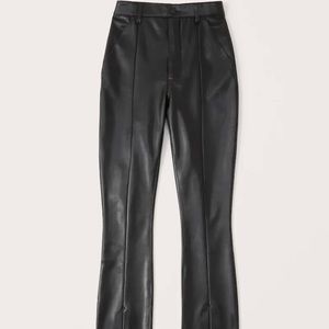 COPY - Curve love Abercrombie vegan leather split hem plants